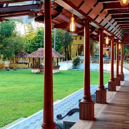 Sparrow Vale Resort Kotamangalam Luaran gambar