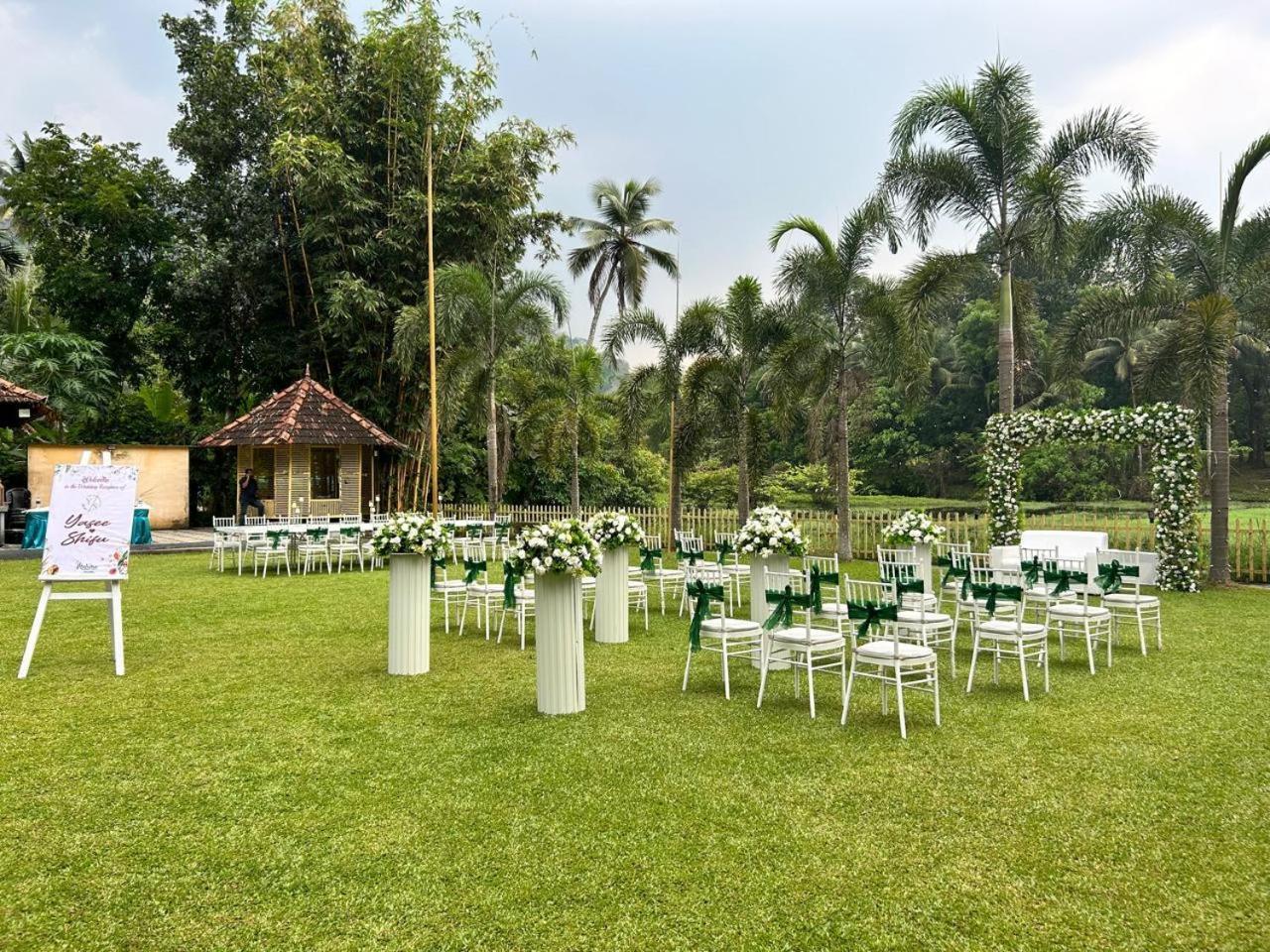 Sparrow Vale Resort Kotamangalam Luaran gambar